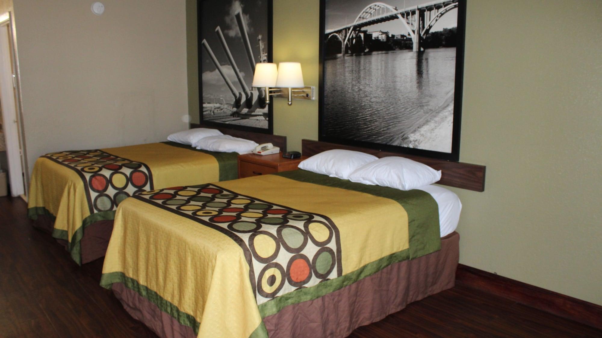 Super 8 By Wyndham Mobile/Tillmans Corner Bagian luar foto