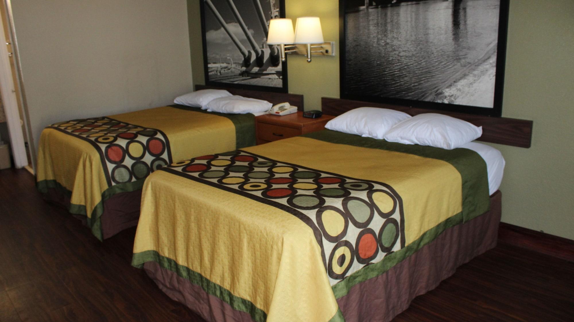 Super 8 By Wyndham Mobile/Tillmans Corner Bagian luar foto