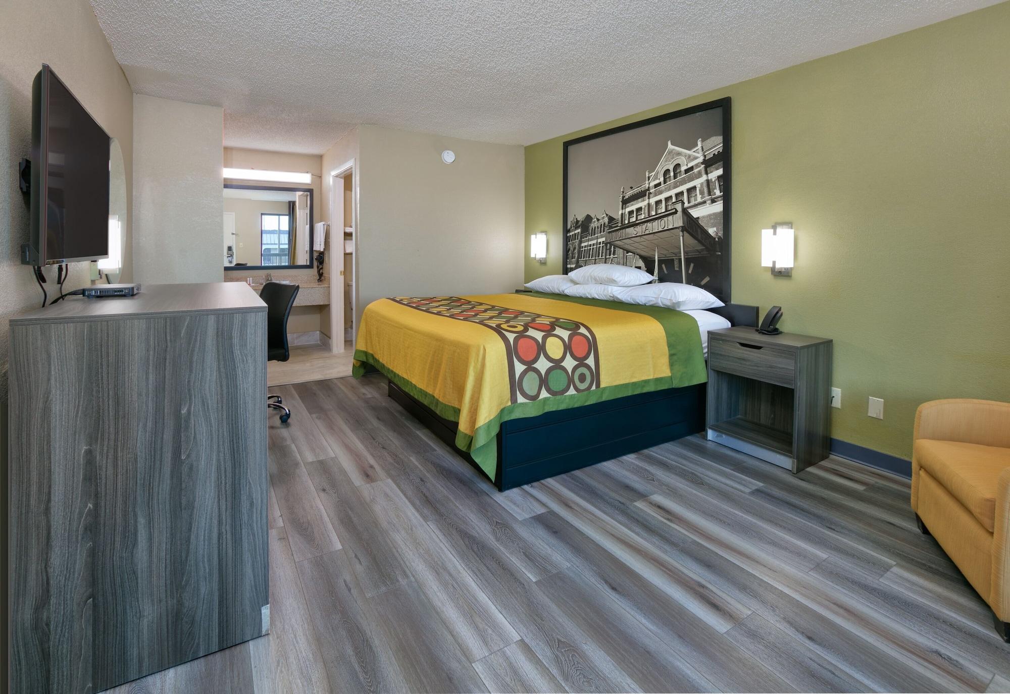 Super 8 By Wyndham Mobile/Tillmans Corner Bagian luar foto